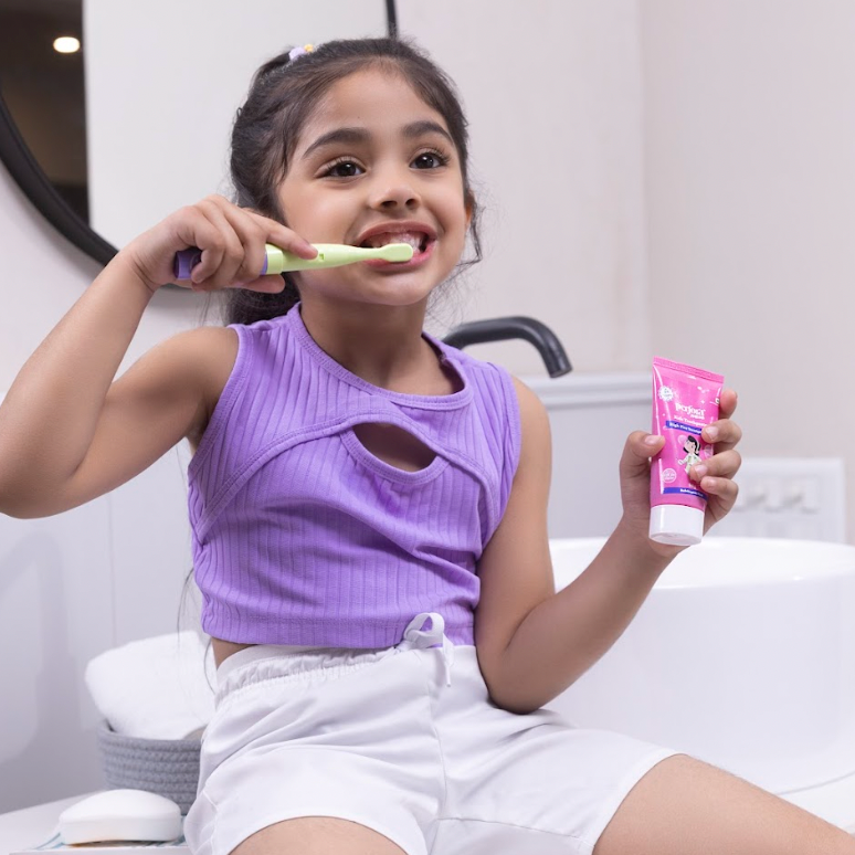 Kids Electric Toothbrush & Toothpaste Combo (ZI) — reference demo
